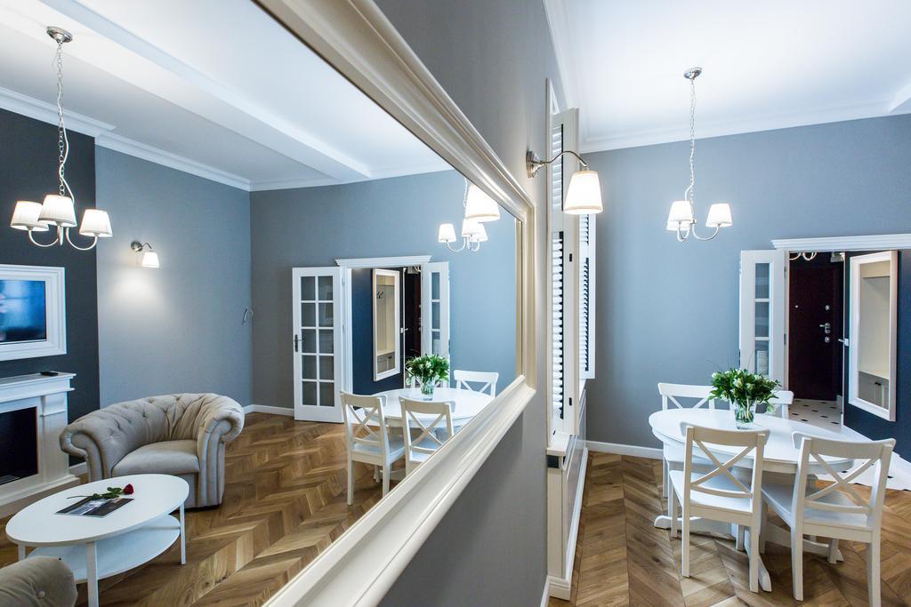 Poznanska Metro Centrum Apartment Warschau